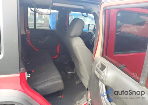 2016 Jeep Wrangler Unlimited Sport z USA, uszkodzony, nr VIN 1C4BJWDG3GL118178